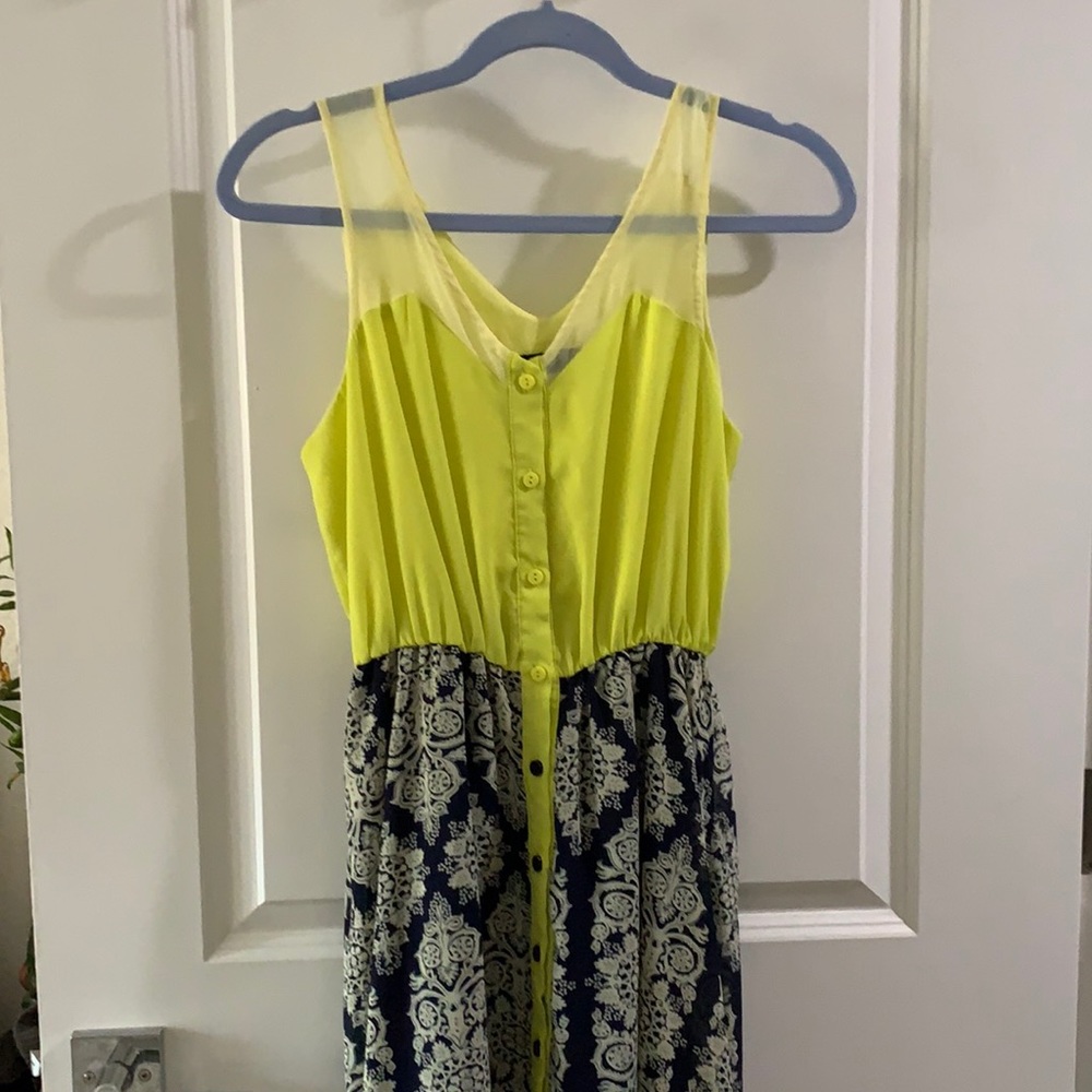 Flowy spring and summer dress
